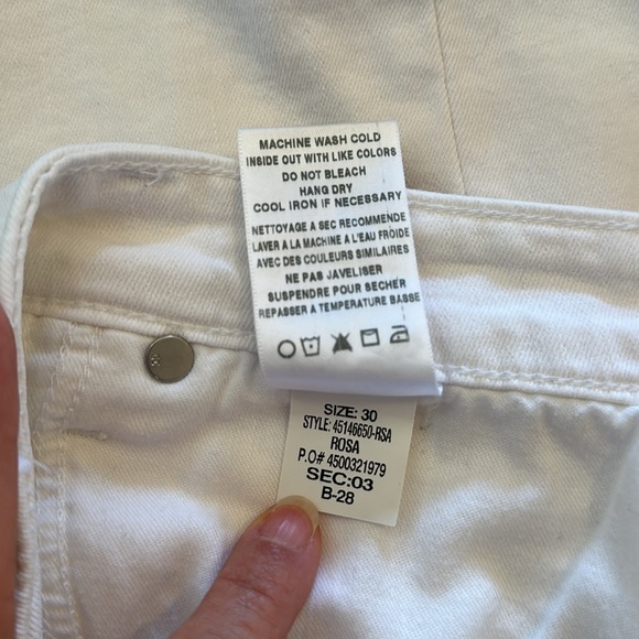 Joe’s Jeans White denim Rolled Shorts size 30 - Picture 9 of 9